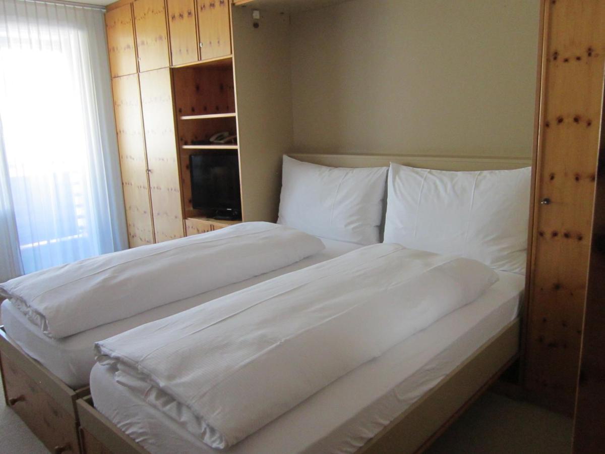 Studio Im Hotel Des Alpes Флимс Екстериор снимка